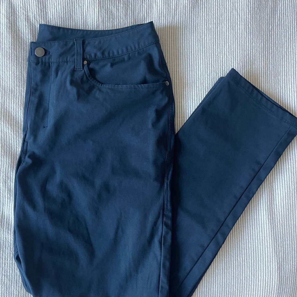 Lululemon ABC Pant Size 34 Inseam 30